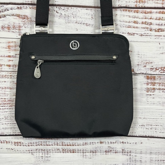 Baggallini Tucson Black Anti Theft RFID Crossbody Purse - Picture 2 of 15